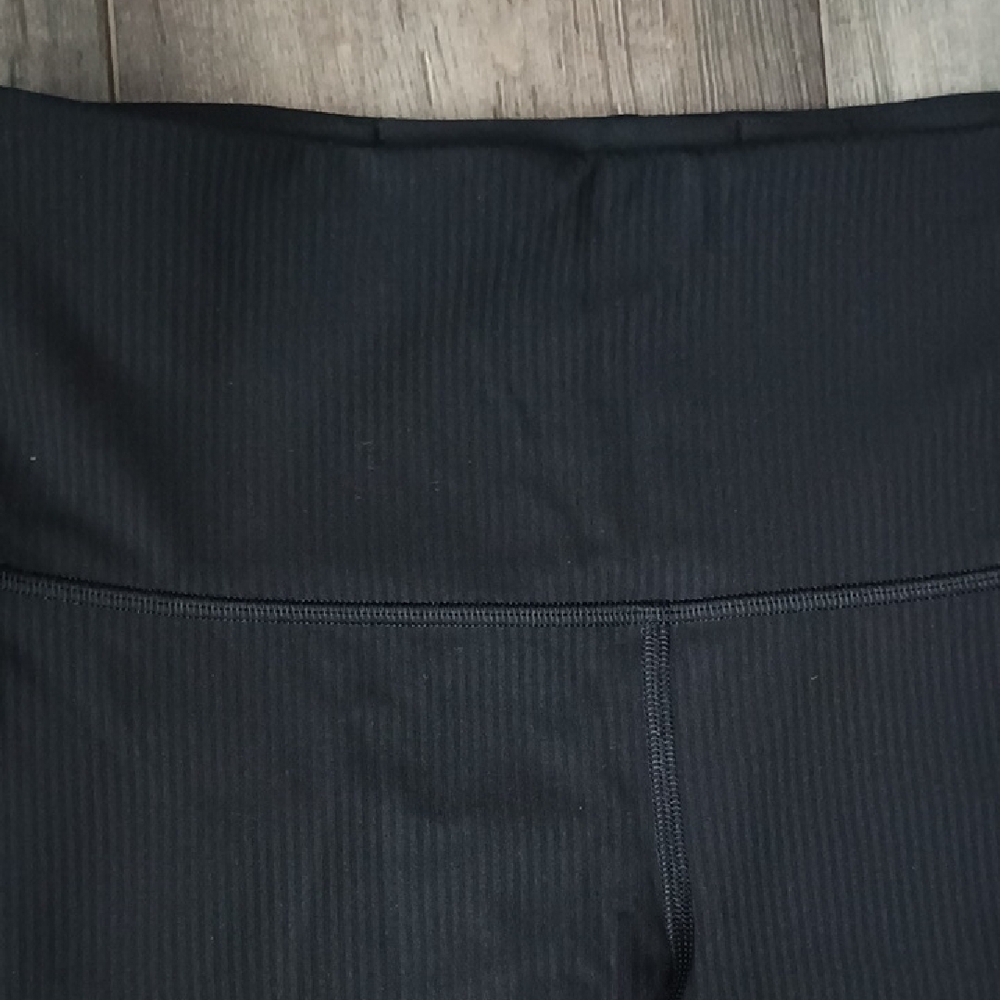 lululemon athletica Black Leggings - Picture 4 of 9